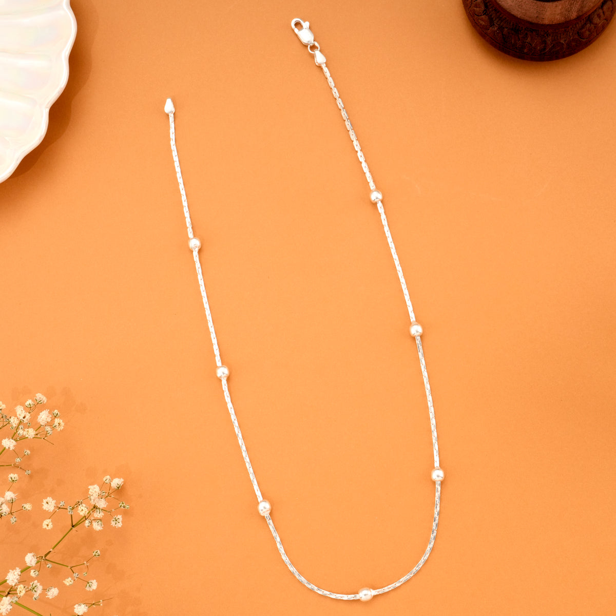 Shimmering Beads Silver Chain
