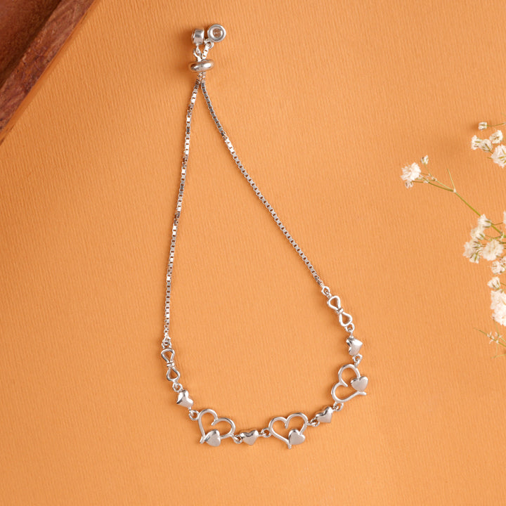 Elegant Heart Charm Women’s Bracelet