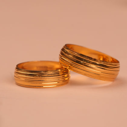 Elegant Matching Gold Couple Rings