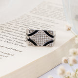 Deris Round Cut Silver Ring