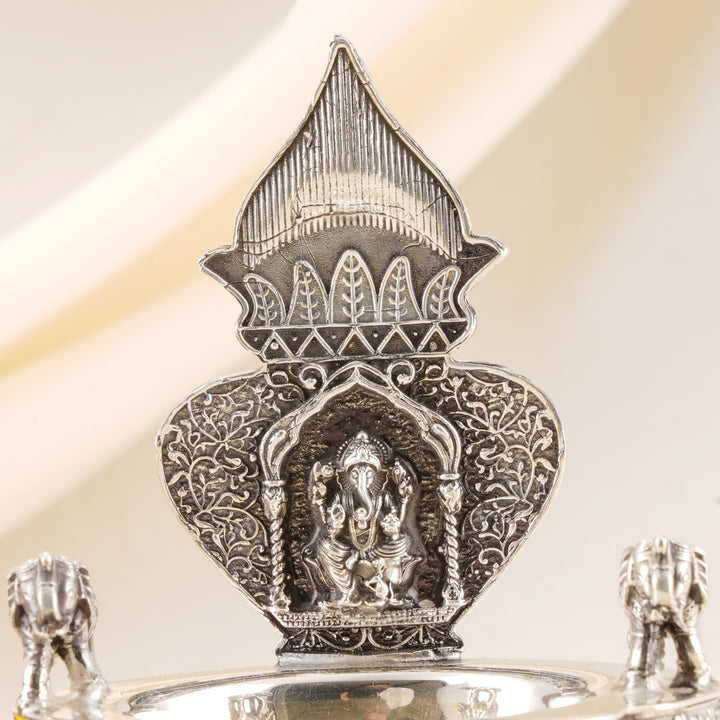 Antique Silver Ganesh Vilakku