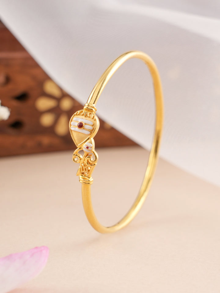 Traditional Om Vel Gold Kapu