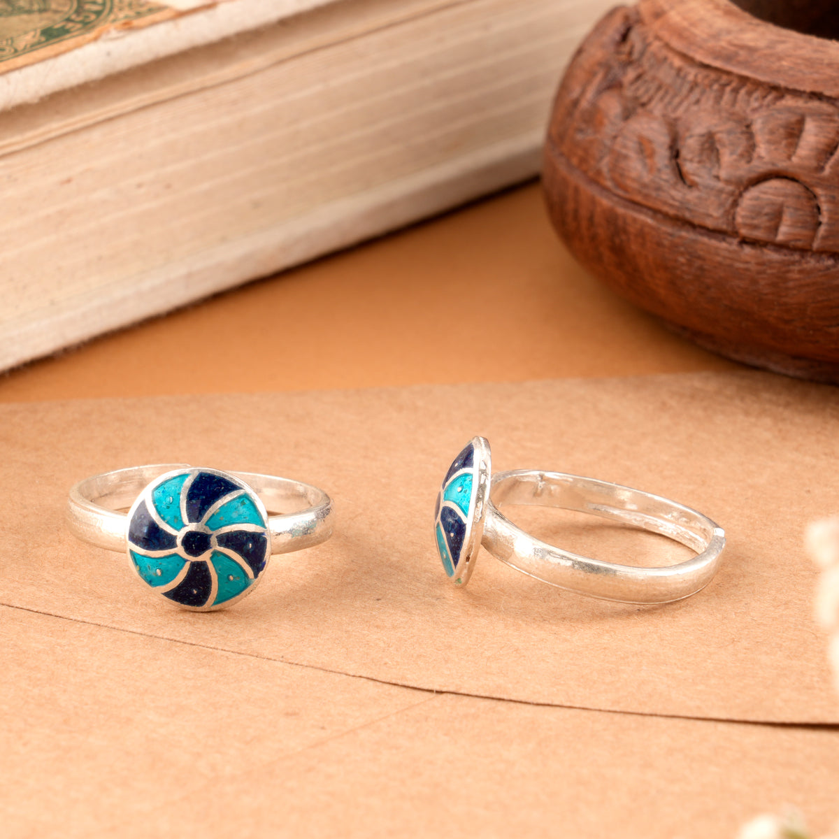 Flower Pattern Blue Enamel Silver Toe Ring