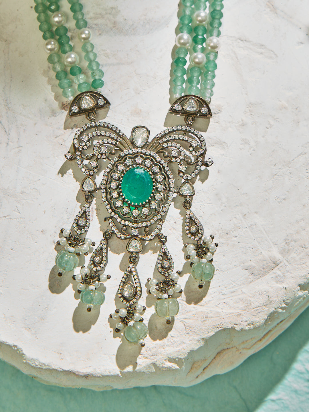 Majestic Victorian Emerald Haram