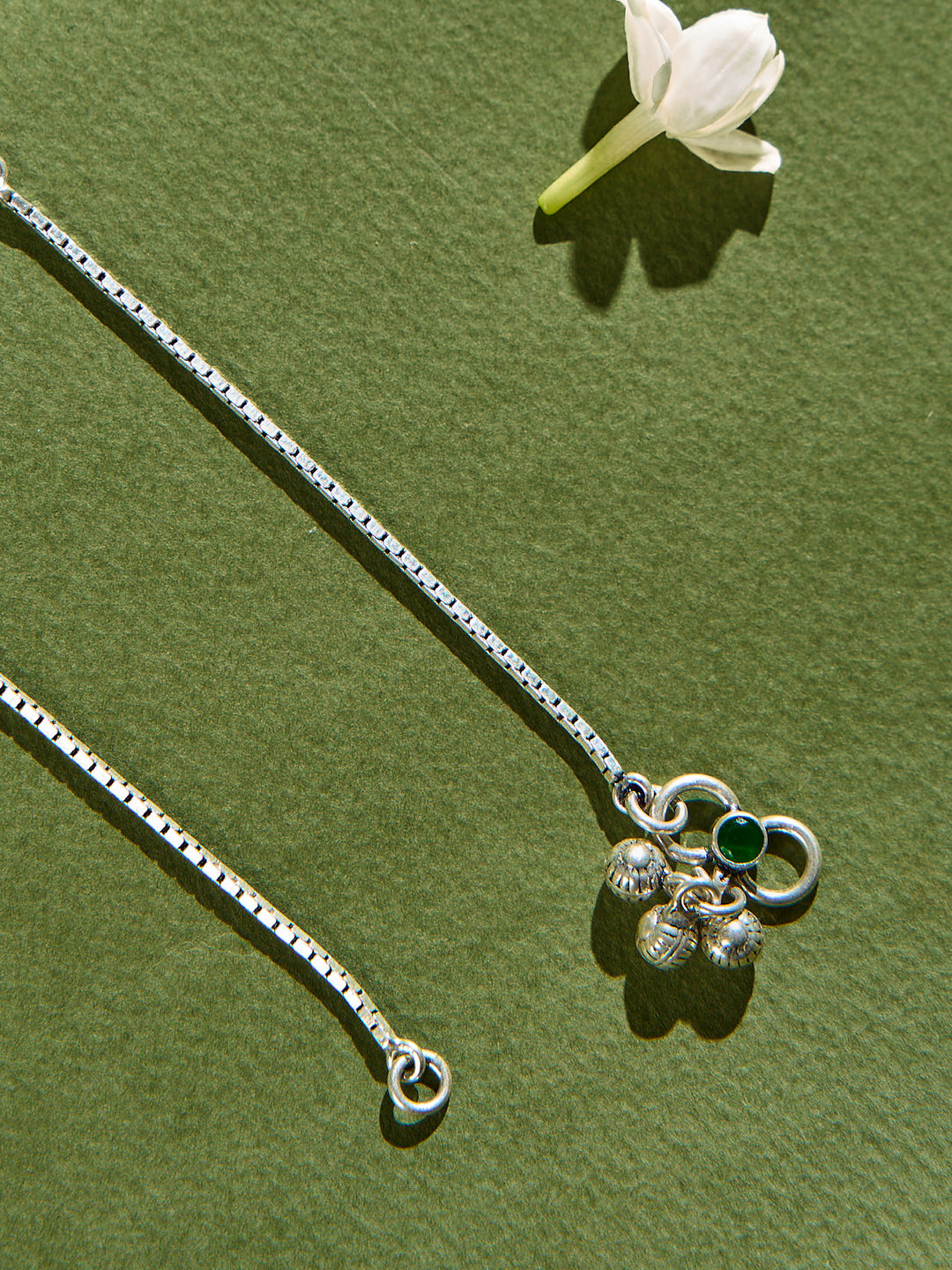 Emerald Glaze Drops Antique Anklet