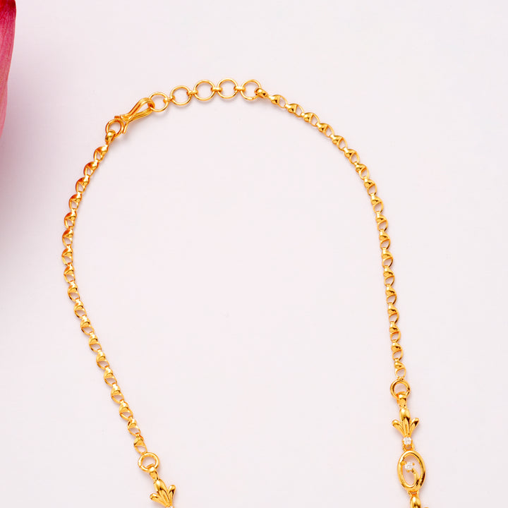 Classic Feather Pattern Golden Necklace Set