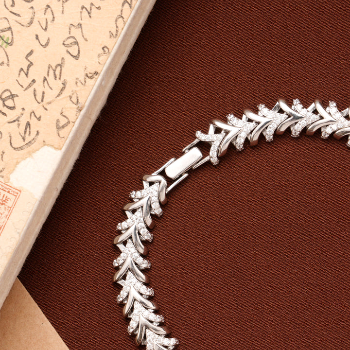 Modern Marquise Cut Leaf Design Silver Bracelet
