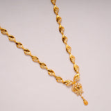 Leafy Structured Golden Necklace Set