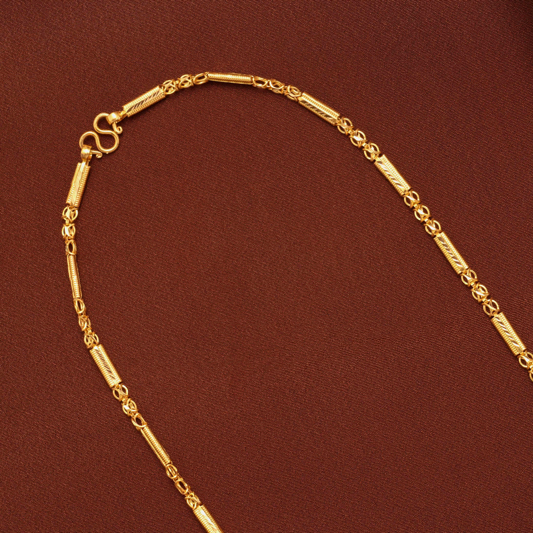 Elegant Pattern Gold Link Minimal Chain