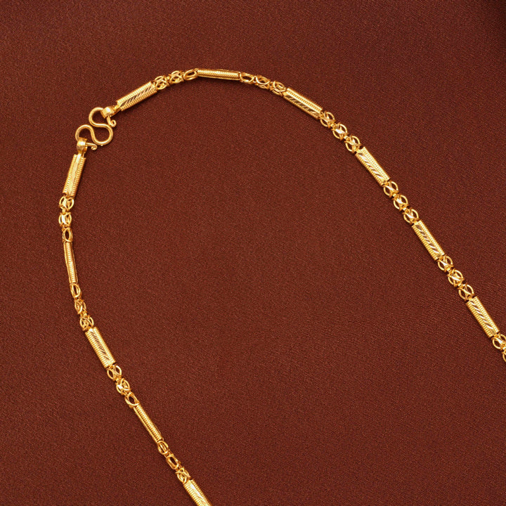 Elegant Pattern Gold Link Minimal Chain