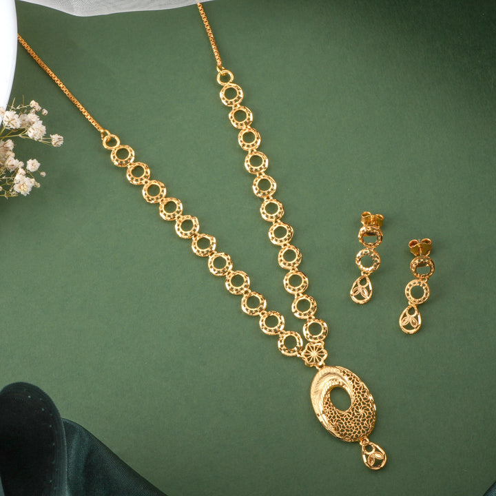 Oval Shape Dubai Pendant Haram