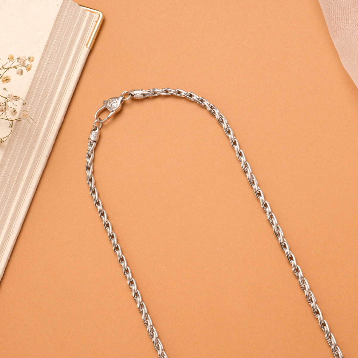 Royal Woven Design Men’s Silver Chain