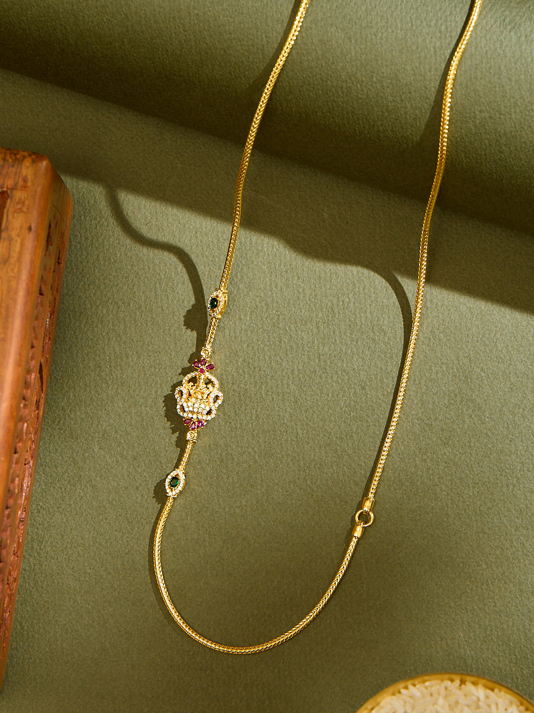 Swarna Ratna Lakshmi Mugappu Chain