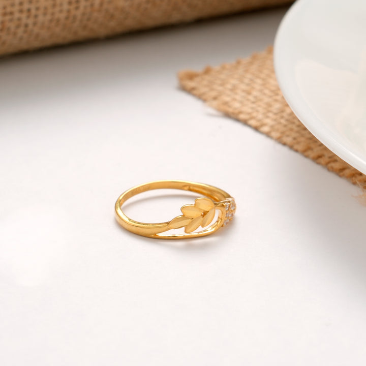 Leaf Design White Stone Golden Ring