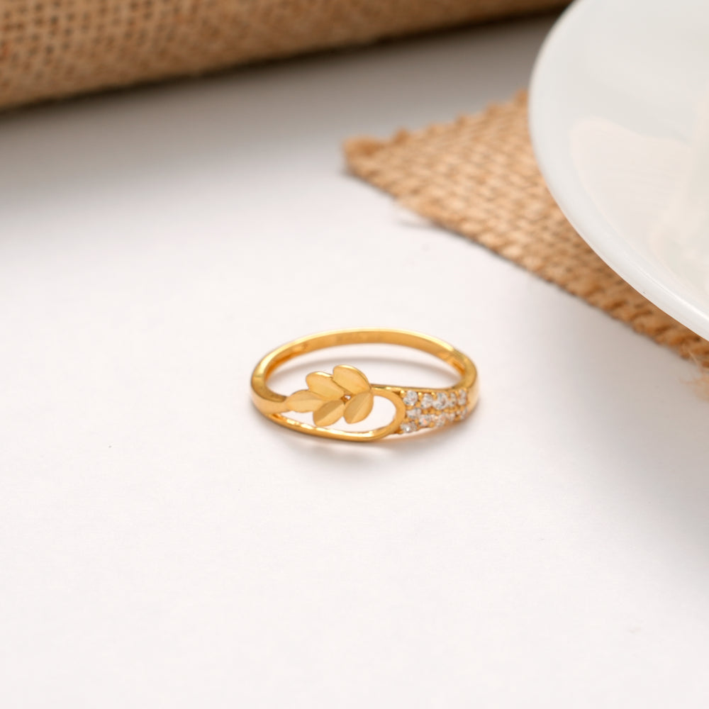 Leaf Design White Stone Golden Ring