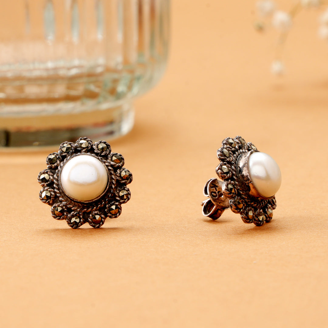 Ethnic Pearl Crystal Flower Stud