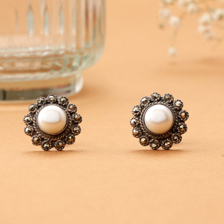 Ethnic Pearl Crystal Flower Stud