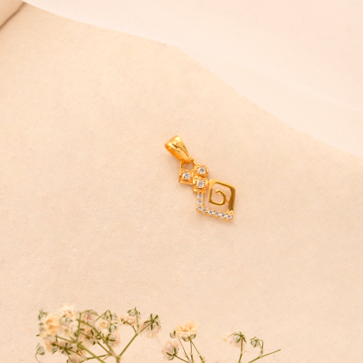 Geometric Rhombus Design Golden Pendant
