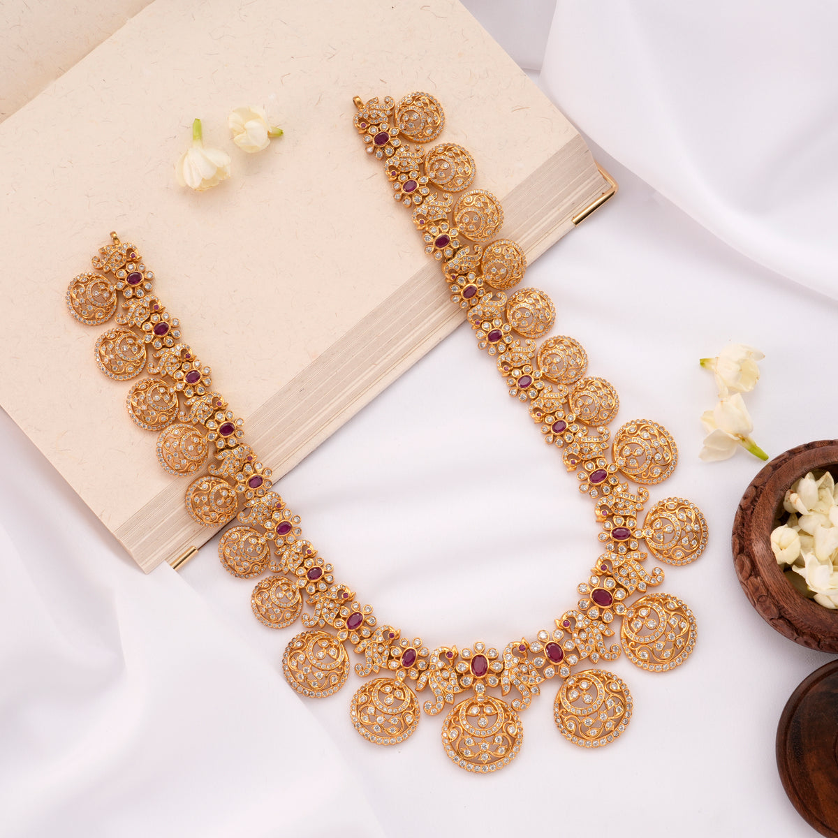 Sparkling Ruby Coin Style White Stone Haram