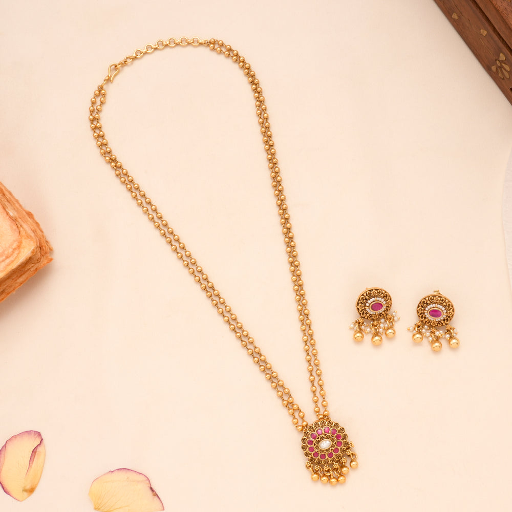 Elegant Floral Dual Layer with Golden Balls Necklace Set