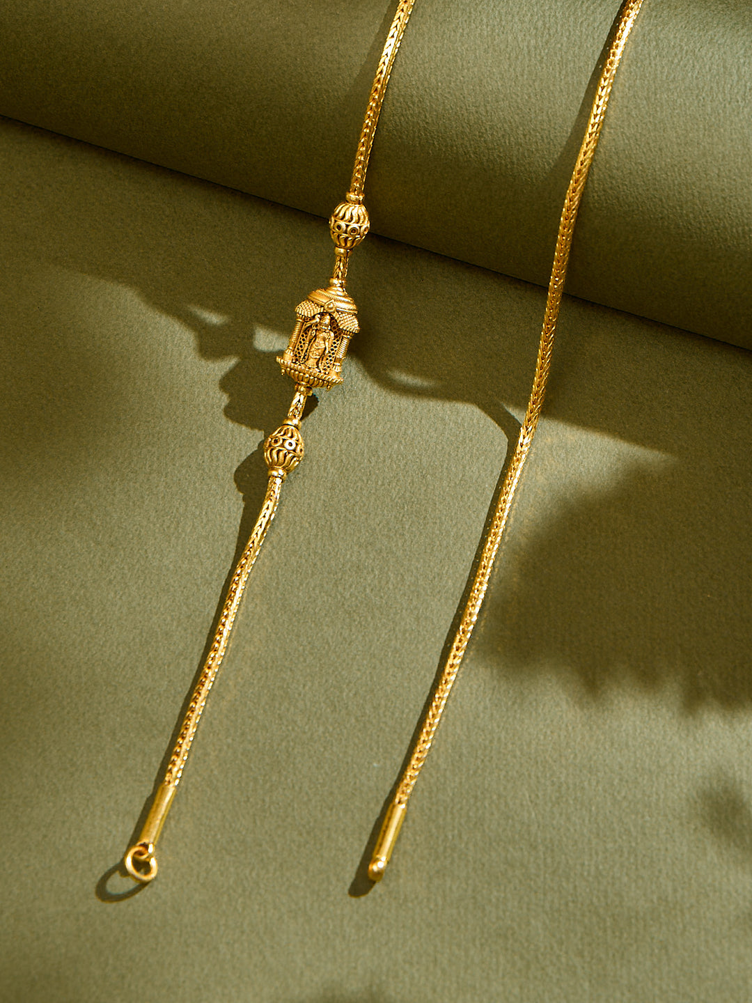 Temple Queen Meenakshi Mugappu Chain