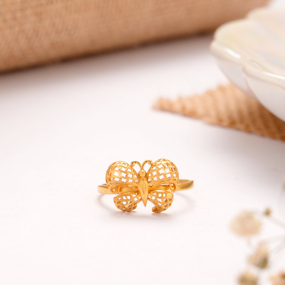 Classic Butterfly Pattern Golden Ring