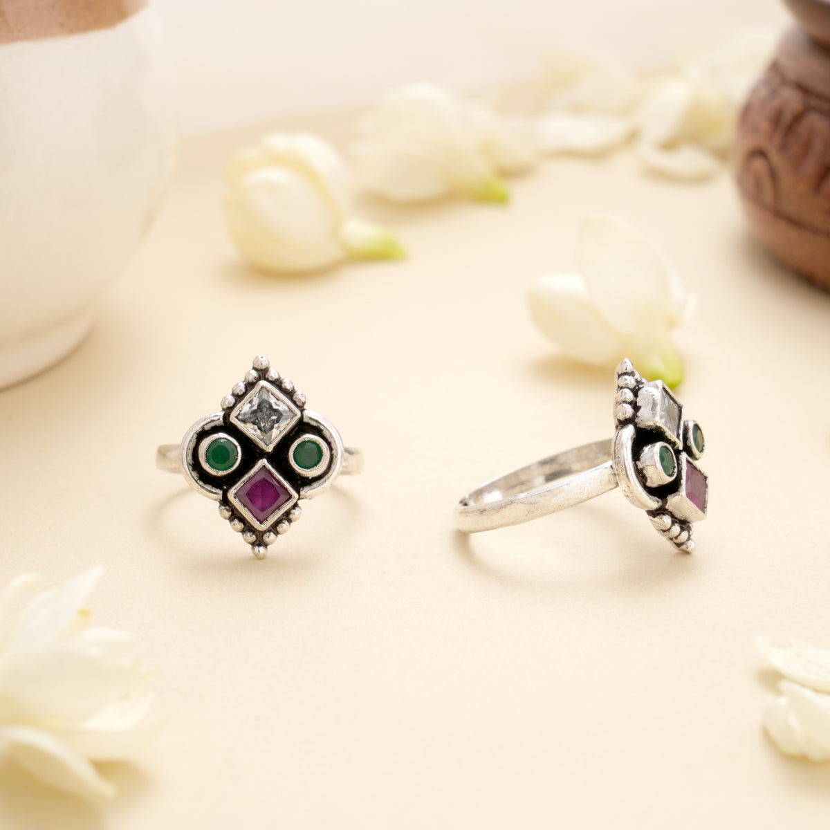 Temple Style Ruby Emerald Silver Toe Ring