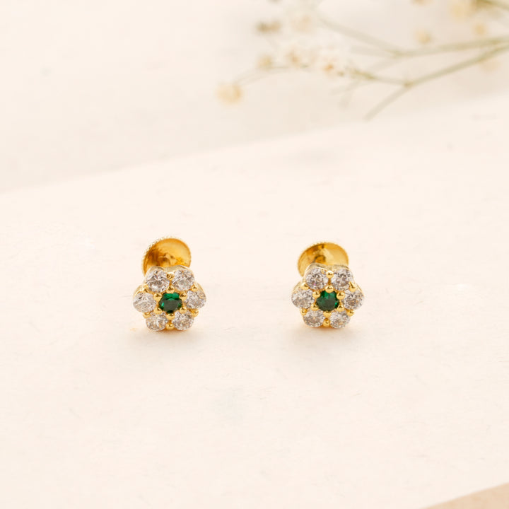 Vintage Flower Emerald Kundan Golden Stud