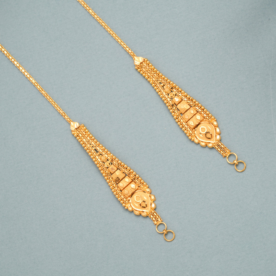 Gleaming Drop Design Gold Ear Mattal