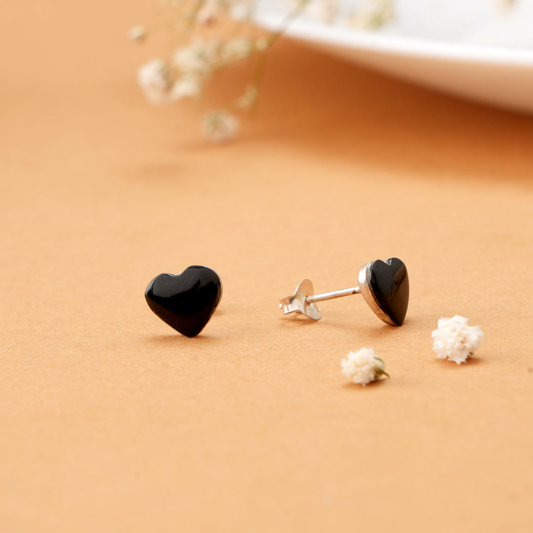 Trendy Black Heart Silver Stud