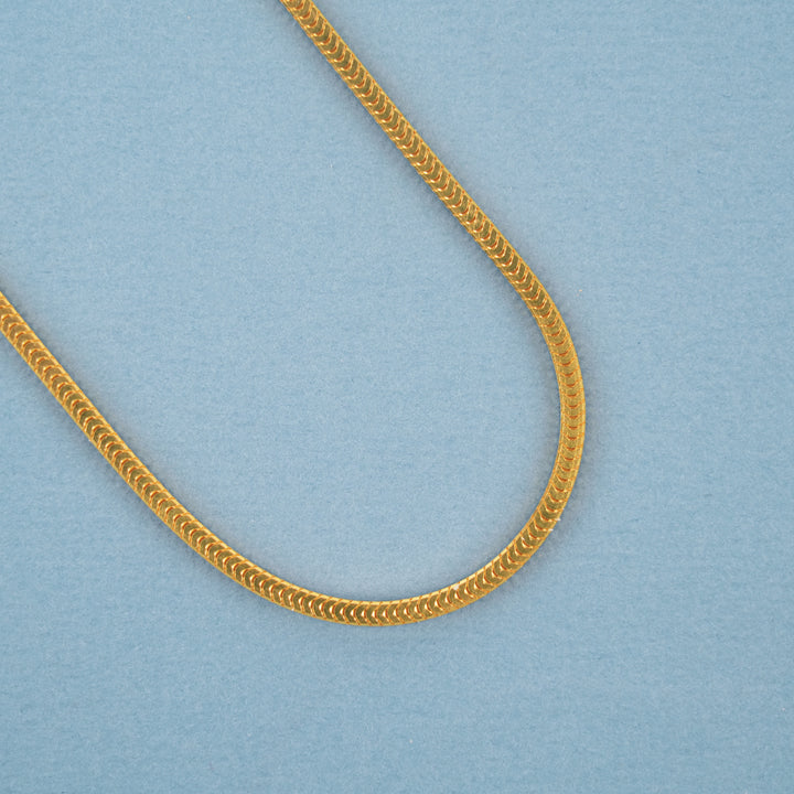 Stylish Sleek Design Gold Chain for Women