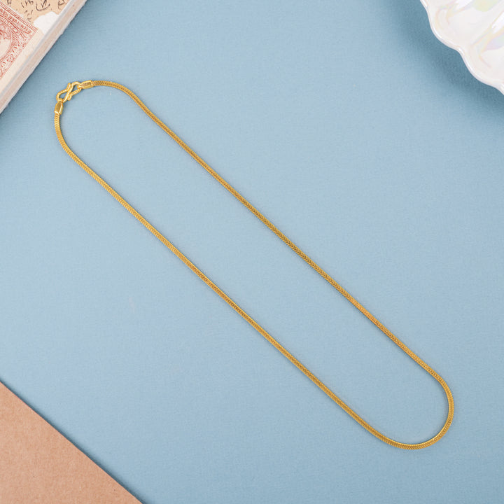 Stylish Sleek Design Gold Chain for Women