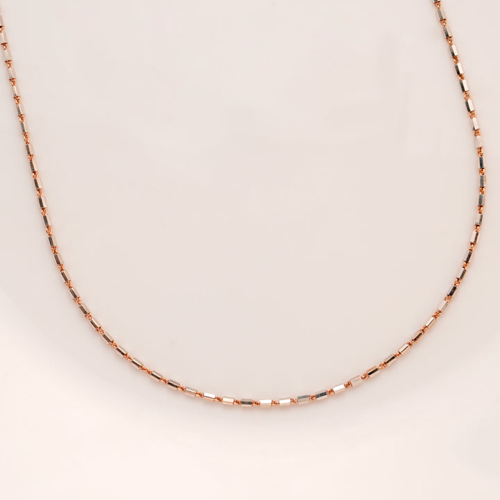 Elegant Rose Gold Box Silver Chain