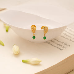 Tiny Charm Leaf Design Golden Earring
