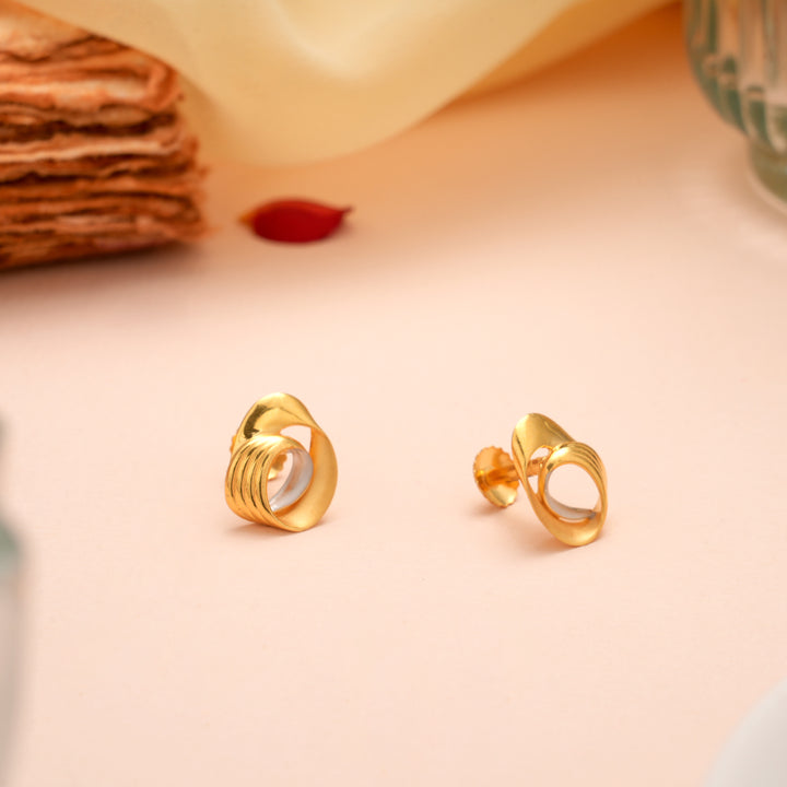 Plain Twisted Roll Gold Stud
