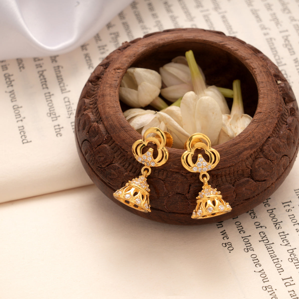 Clover Stone Design Golden Jhumkas