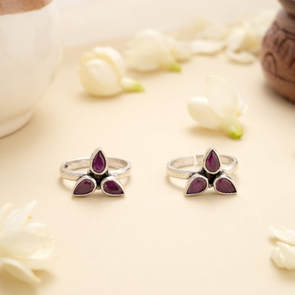 Classic Three Stone Bloom Silver Toe Ring