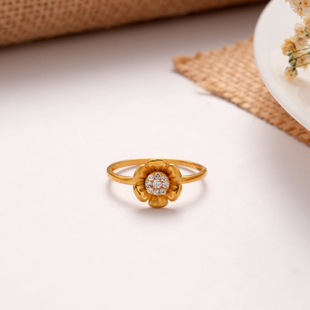 Blooming Flower White Stone Golden Ring