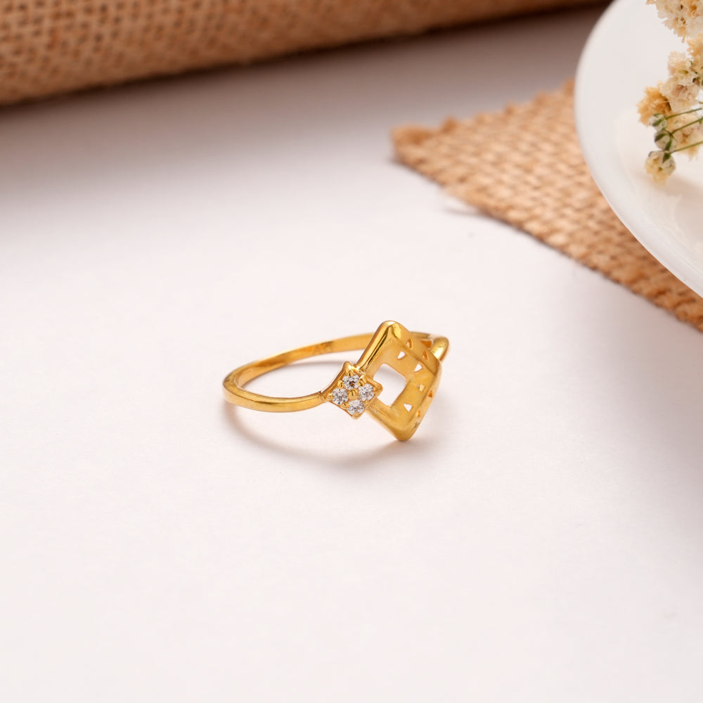 Royal Rhombus Shape Golden Ring