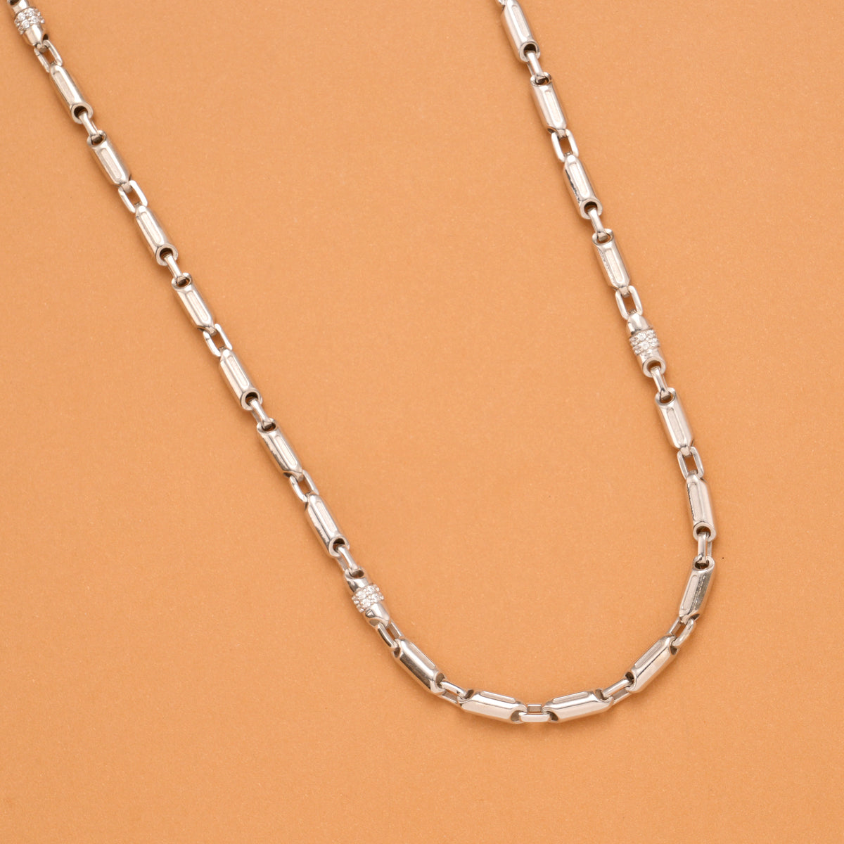 Modern Cylindrical Pattern Silver Men’s Chain