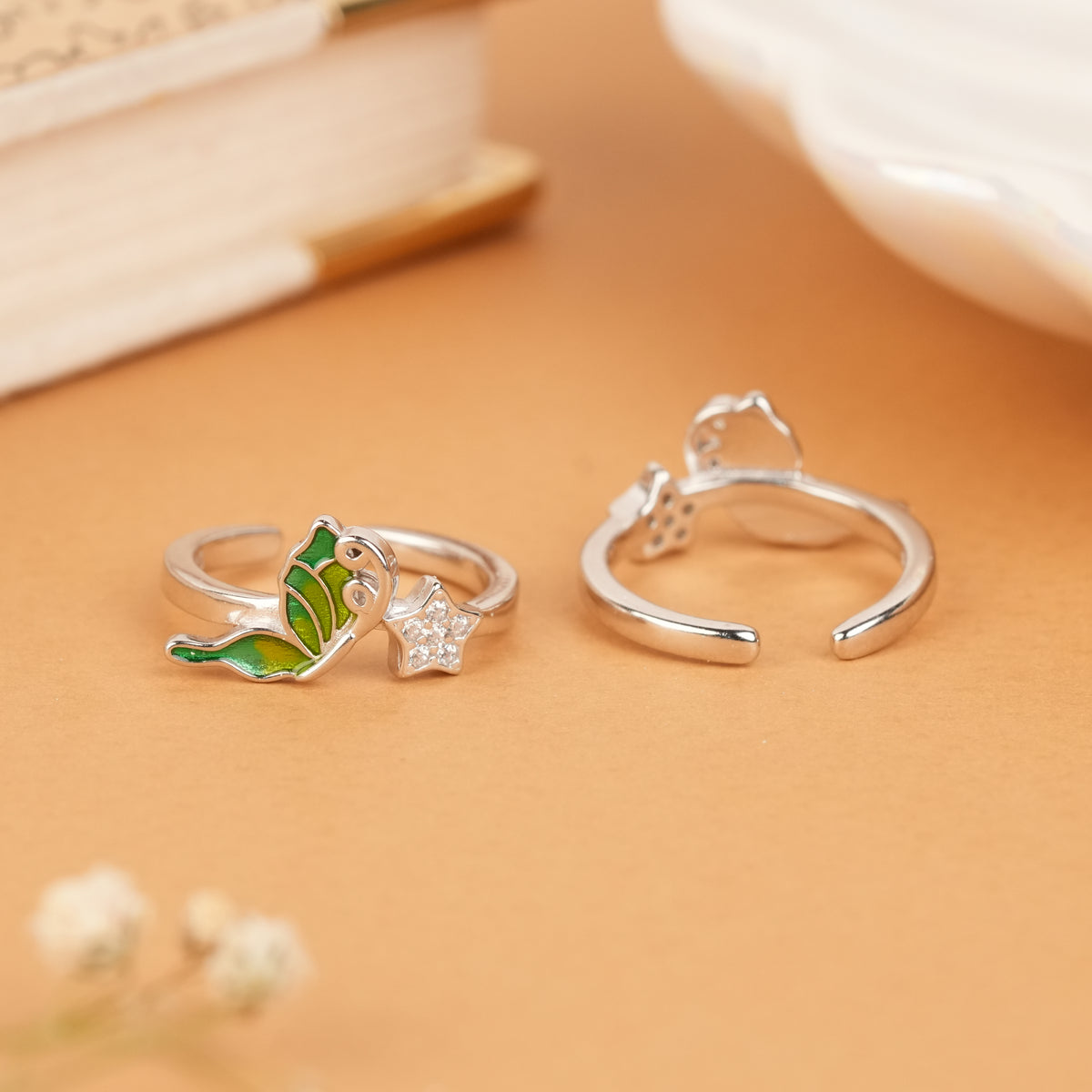 Dainty Dual Green Butterfly Star Silver Toe Ring