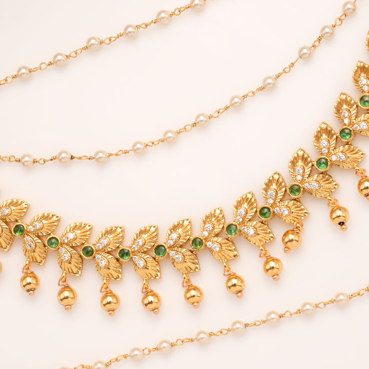 Leaf Pattern Green Stone Golden Drop Mattal