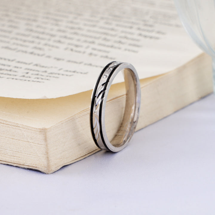 Broad Band Men’s Silver Ring