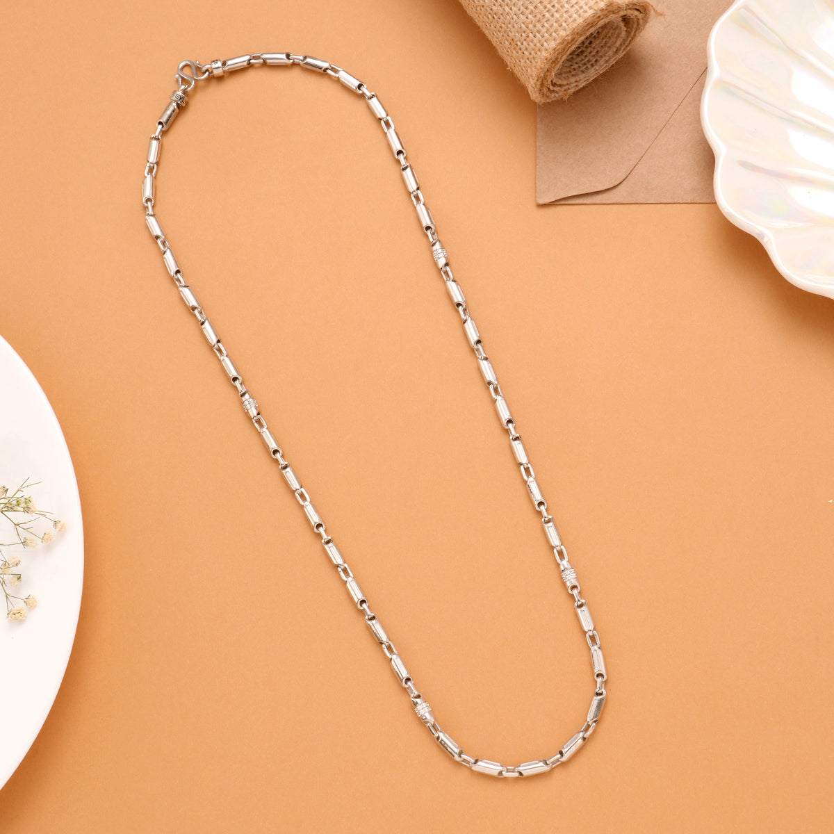 Modern Cylindrical Pattern Silver Men’s Chain