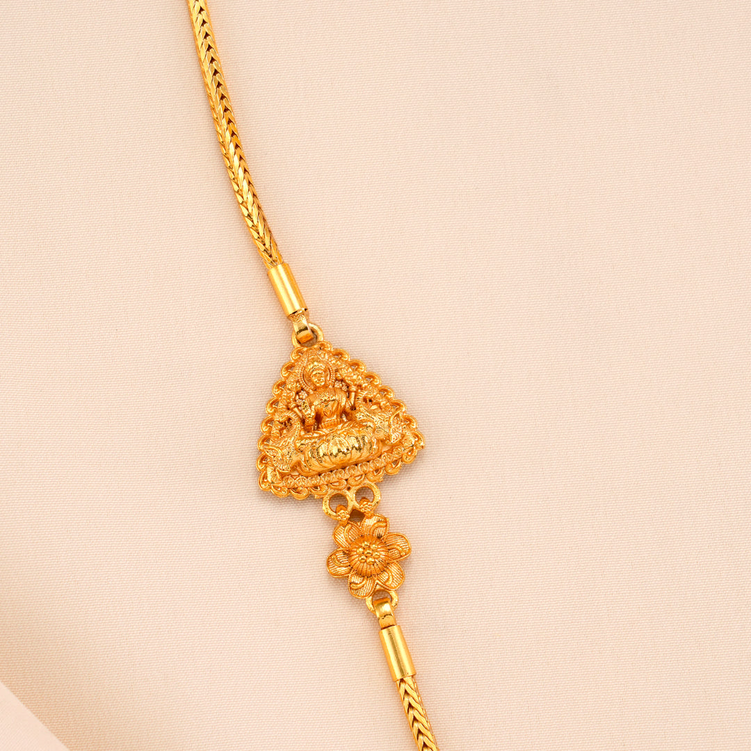 Triangle Shape Silver Lakshmi Mugappu Chain