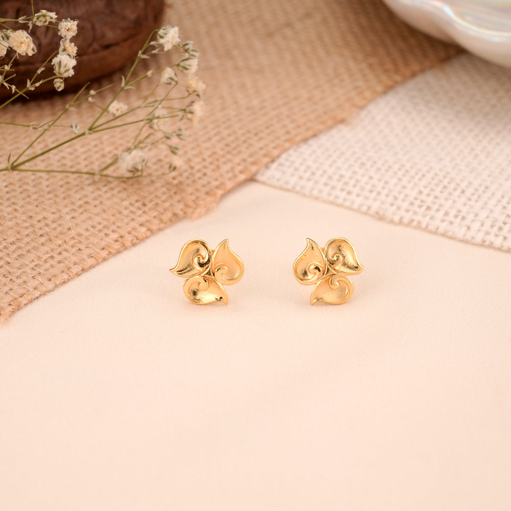 Classic Floral Design Golden Casting Stud