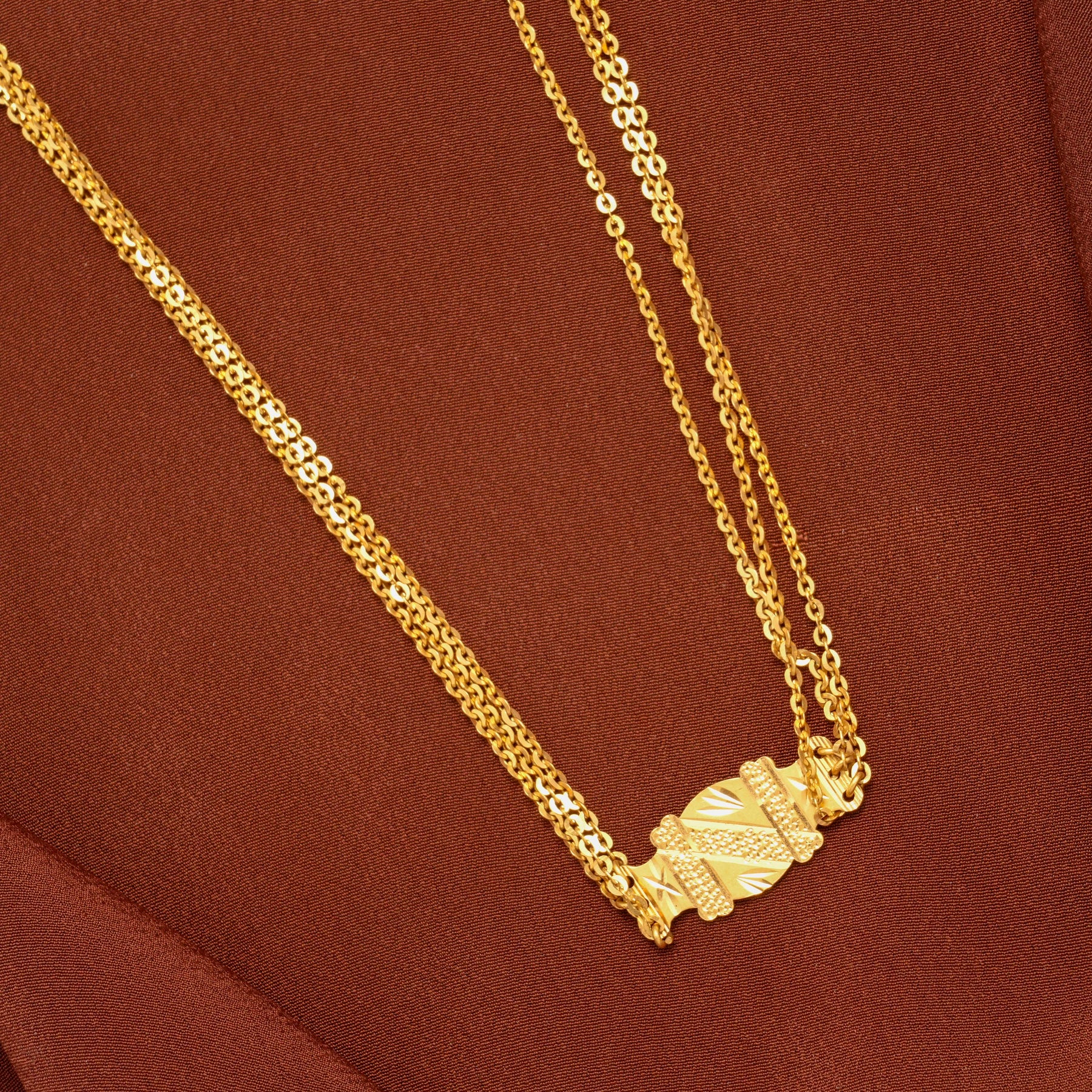 Simple Dual-Tone Design Gold Chain | Sri Anu Jewellers