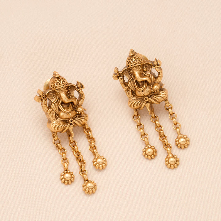 Lord Vinayagar Pendant with Golden Drops Necklace Set