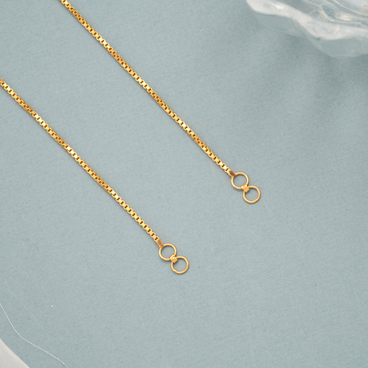 Classic Box Chain Gold Ear Mattal