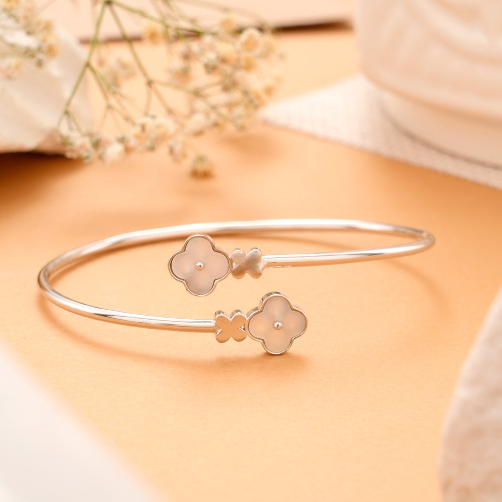 Mother of Pearl Clover Silver Bracelet